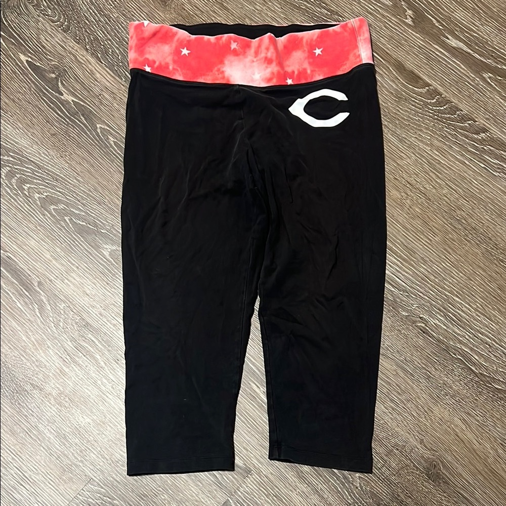 Cincinnati reds PINK VS Capri